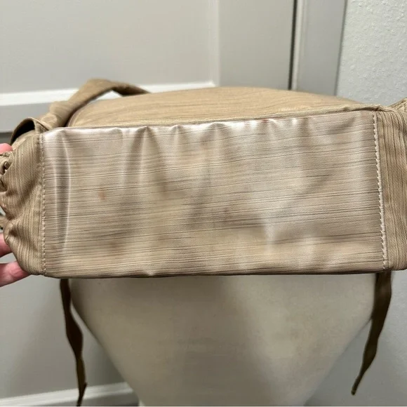 Lug Hatchback Infinity Collection Classic Tan Backpack - Picture 13 of 16